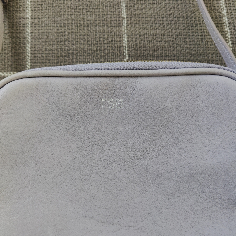 Mark and Graham Leather Crossbody Bag - Picture 2 of 10